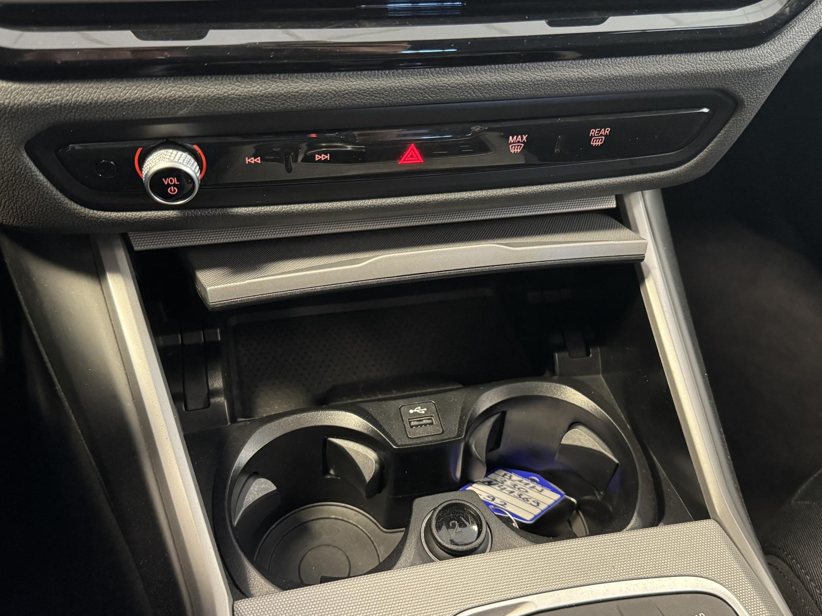 BMW 330 Plug-In*AHK*Live Cockpit Plus*Tempo*SHZ*Navi, миниатюра 29