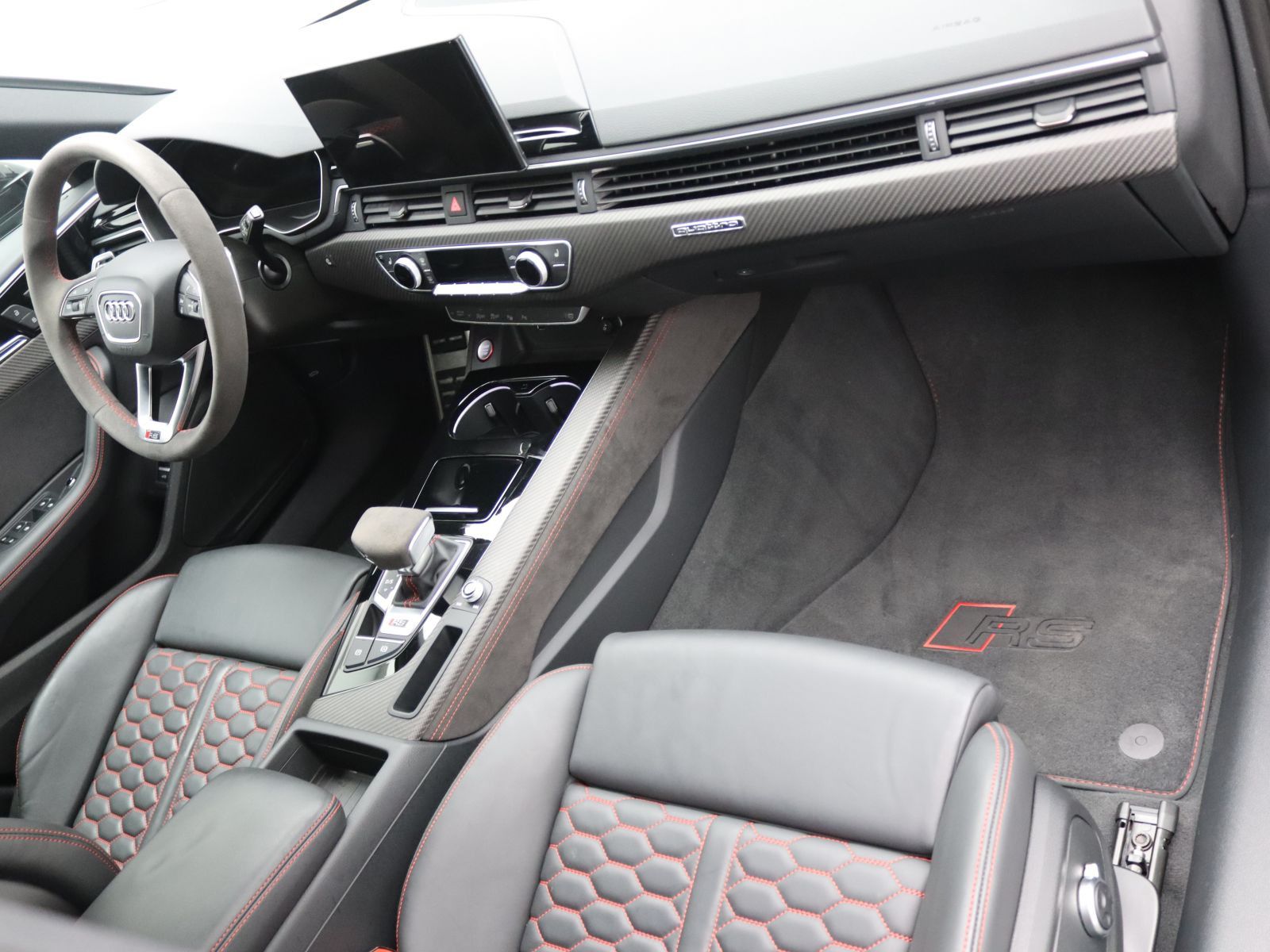 Audi RS4 - Bild 9