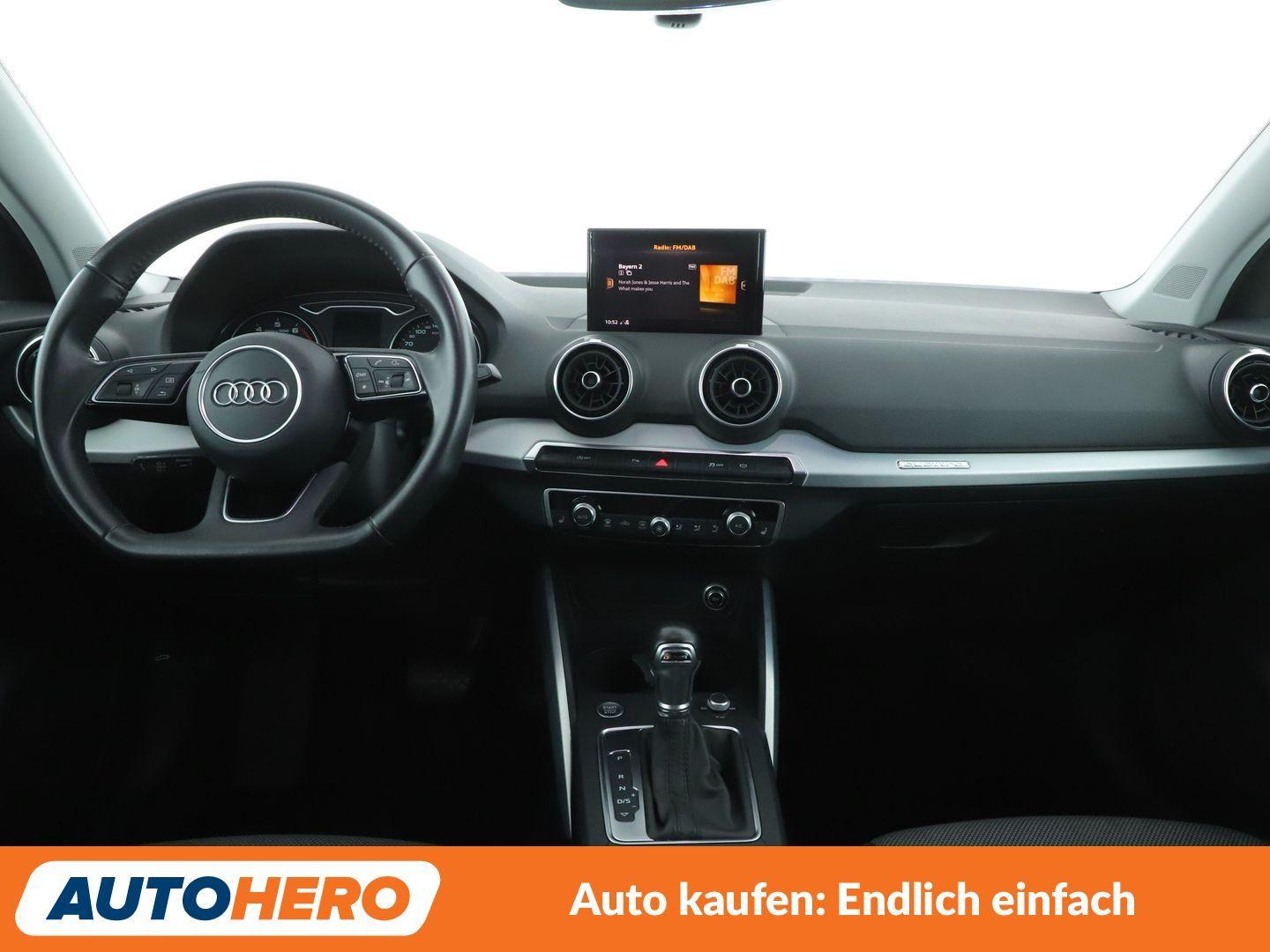 Audi Q2 40 TFSI quattro Sport Aut.*NAVI*LED*PDC*ACC*