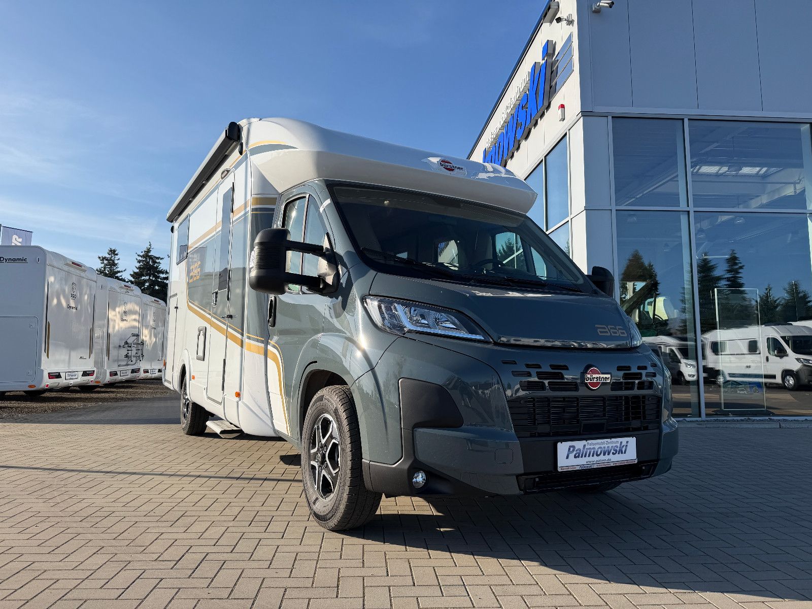 Fahrzeugabbildung Bürstner B66 TD 690