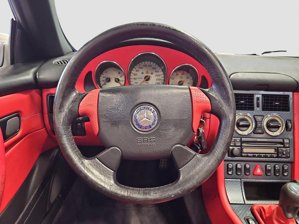 Mercedes-Benz SLK 230