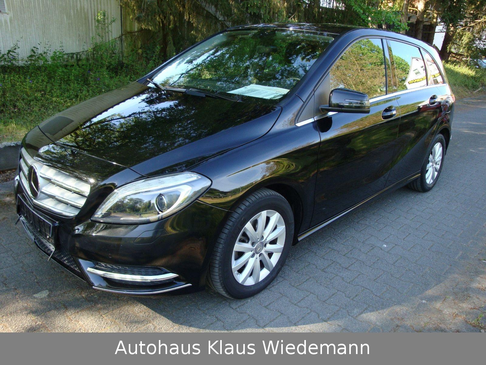 Mercedes-Benz B 220 4MATIC DCT Style - 2.Hd./orig. 23 TKM