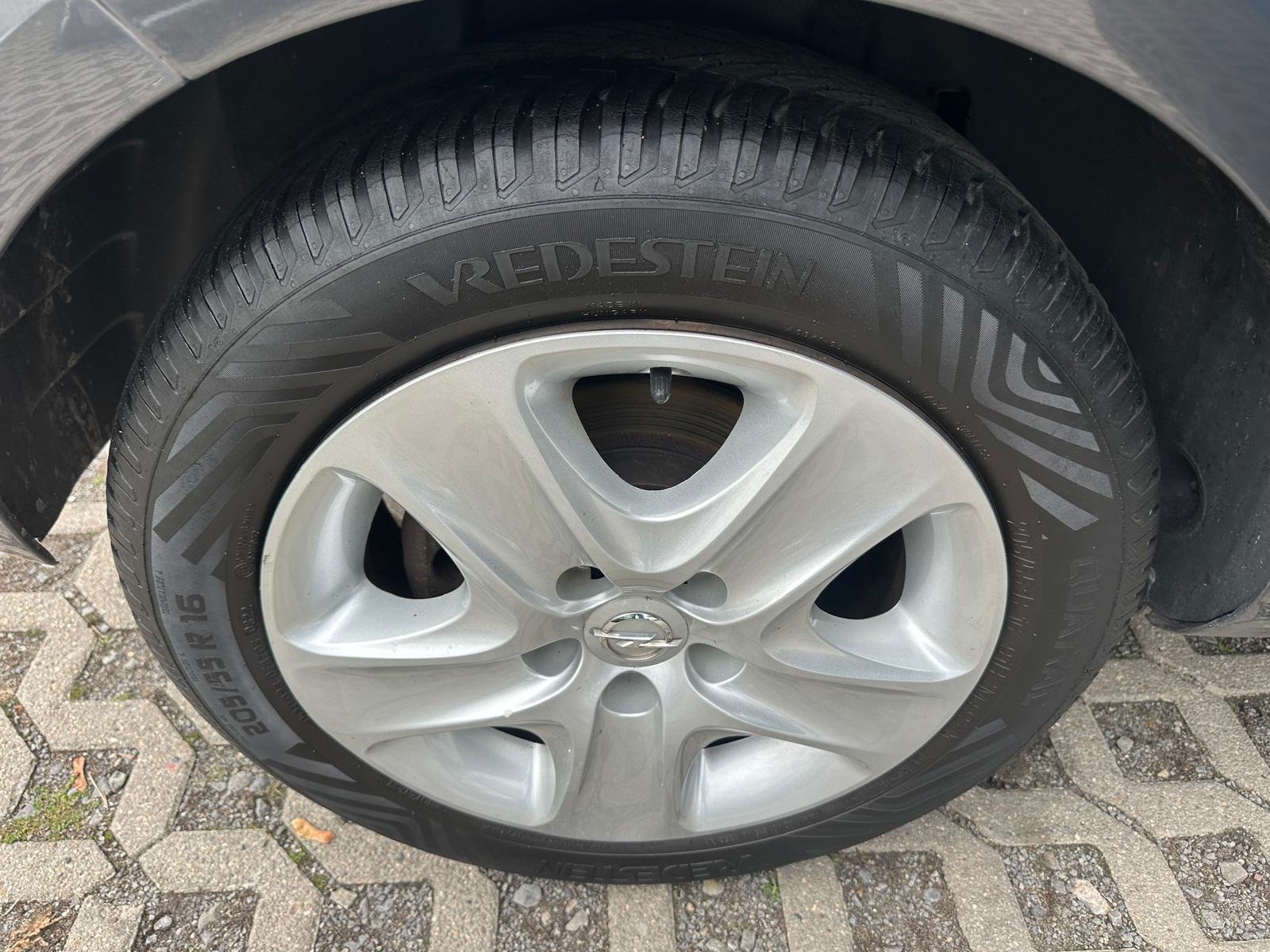 Opel Meriva 2015 — фото 19