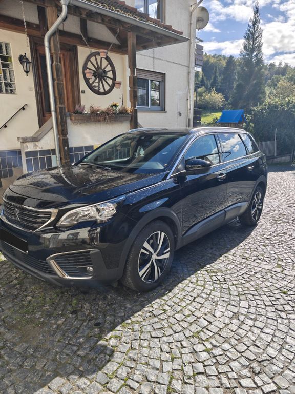 Image of Peugeot 5008