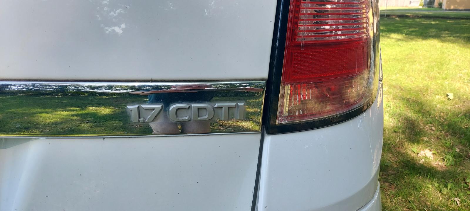 Opel Astra 2010 — engine 1.686 cm³, 110 HP (81kW)