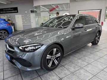 صورة 3 لـ 2021 Mercedes-BENZ C 220