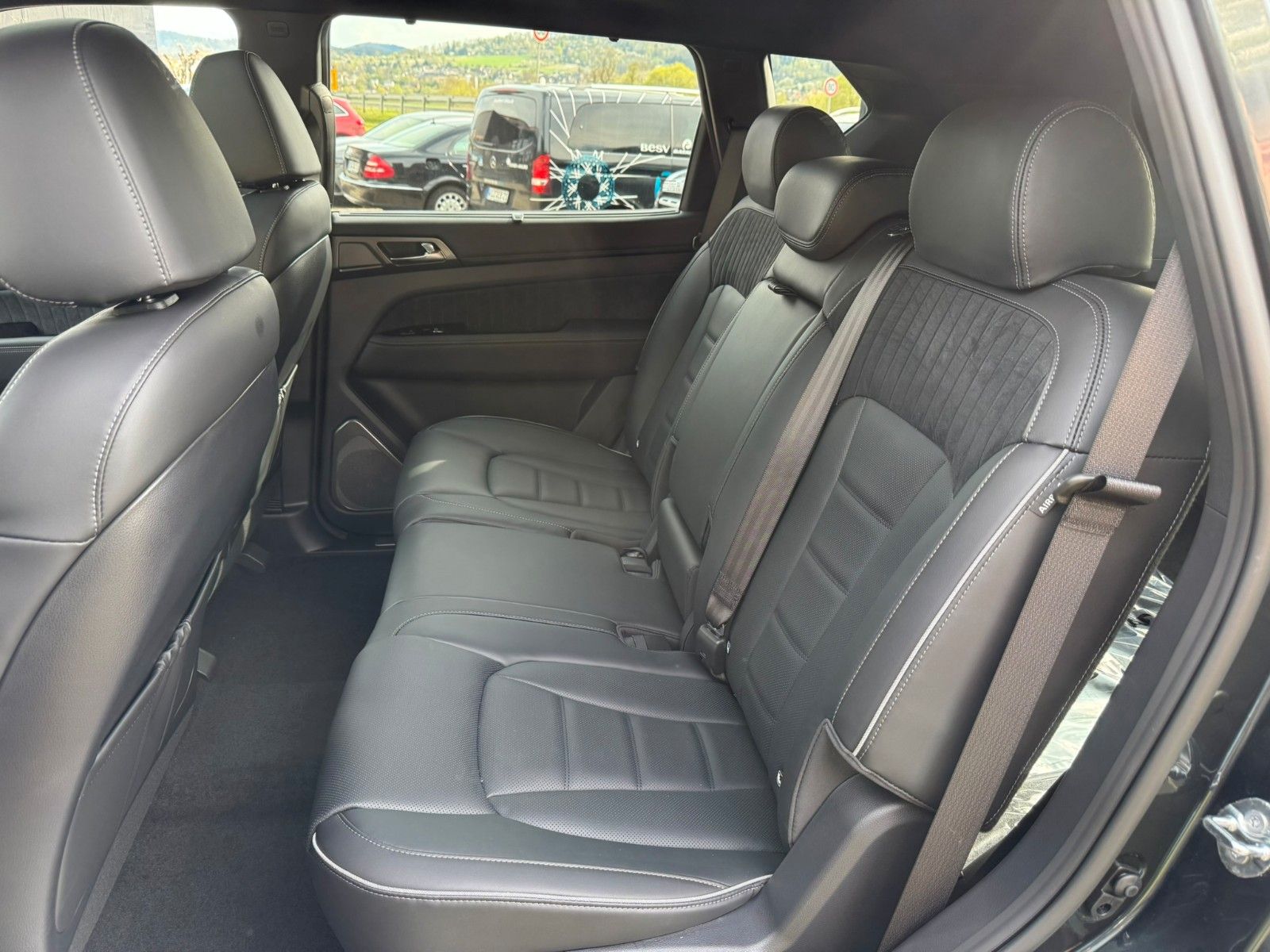Fahrzeugabbildung KGM REXTON+LUX+360*KAMERA+LEDER+20ZOLL+ALLRAD+MEMORY