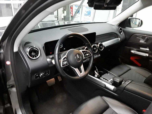 Fahrzeugabbildung Mercedes-Benz GLB 200 7G Progressive 360°+Distr+ TotW+LED+IHC+
