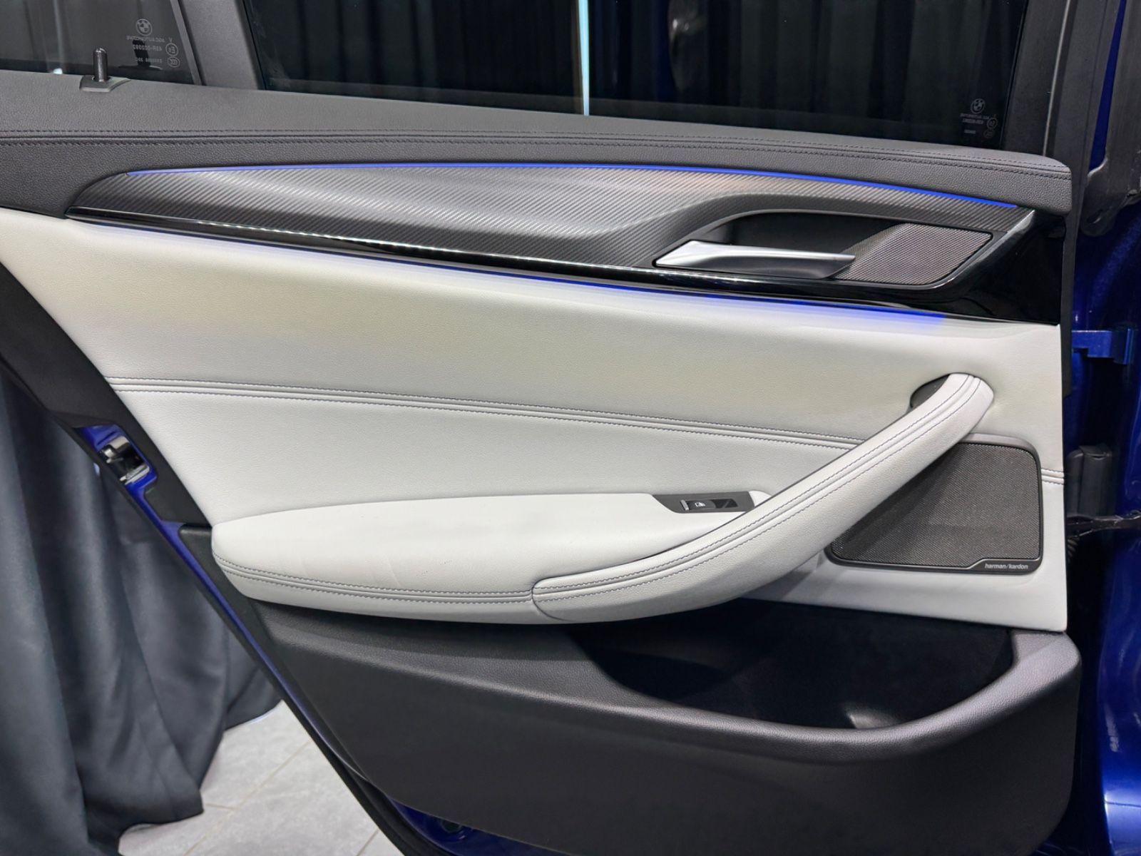 Fahrzeugabbildung BMW M5 Limousine Competition|KERAMIK|HEAD-UP|