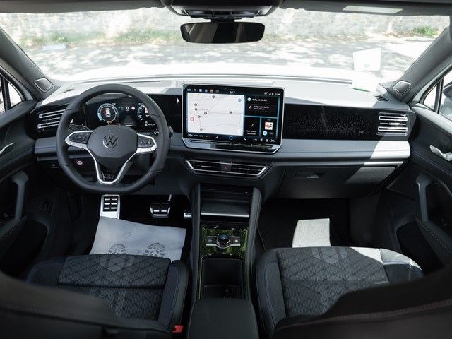 Tiguan R-Line TDI DSG 4M. Black Style Harman