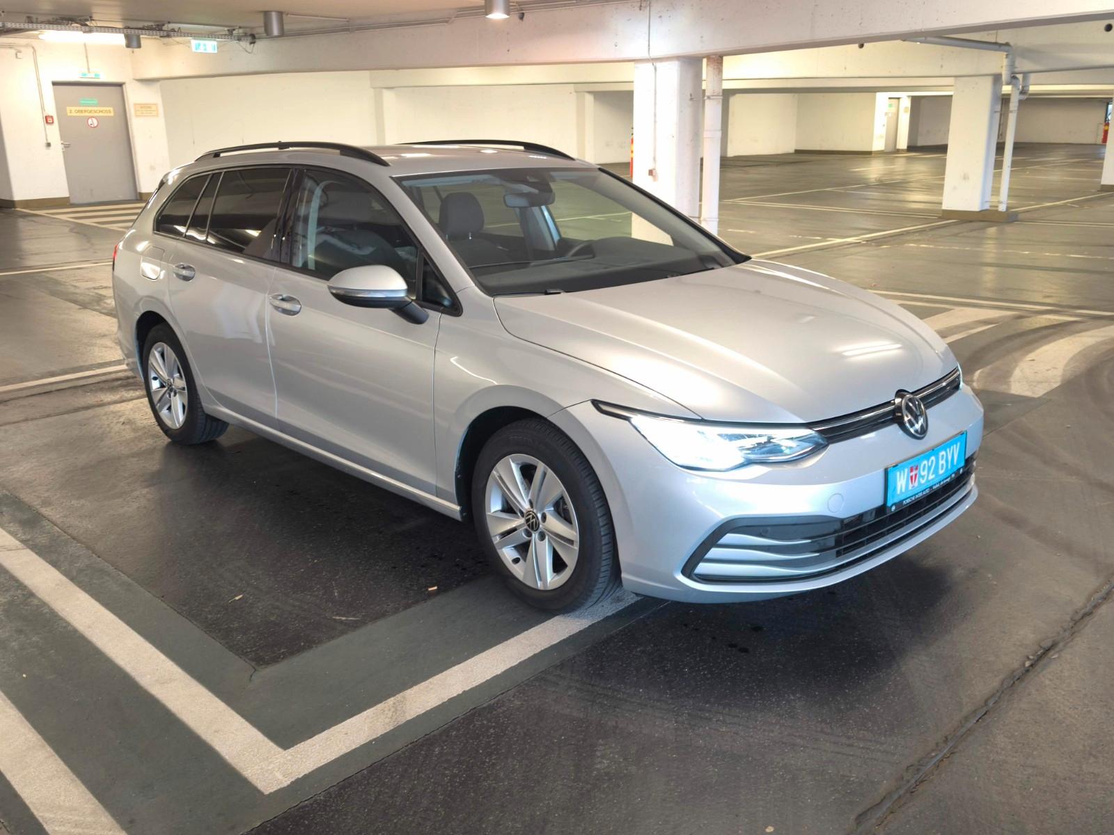 Volkswagen Golf 2.0 TDI SCR 85kW DSG Life Variant