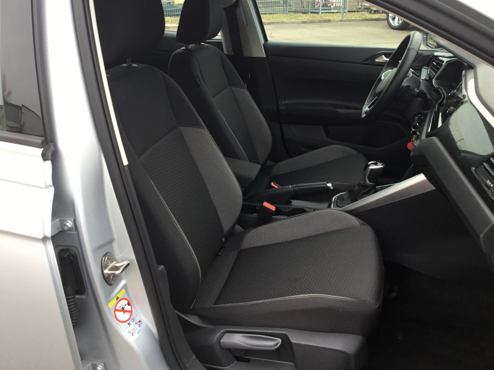Fahrzeugabbildung Volkswagen Polo 1.0 TSI DSG Life+LED+Kamera+AppConnect+ACC