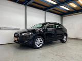 Audi Q3 2.0 TFSI quattro NAVI XENON LEDER