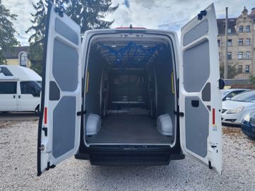 Volkswagen Crafter - 10