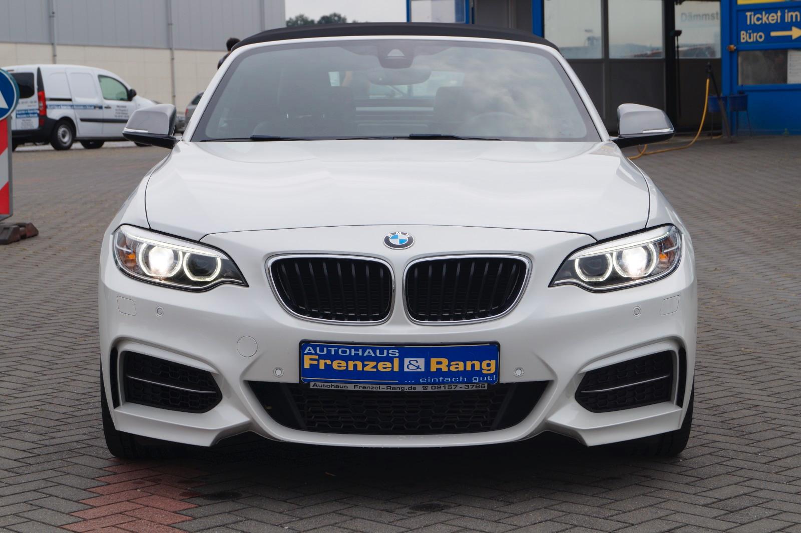 BMW M235 i Cabrio *Navi*Xenon*SHZ*Tempomat*PDC*Klima