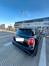 MINI COOPER - TÜV neu, Schwarz metallic, Automatik  - : Schwarz, Limousine, Metallic