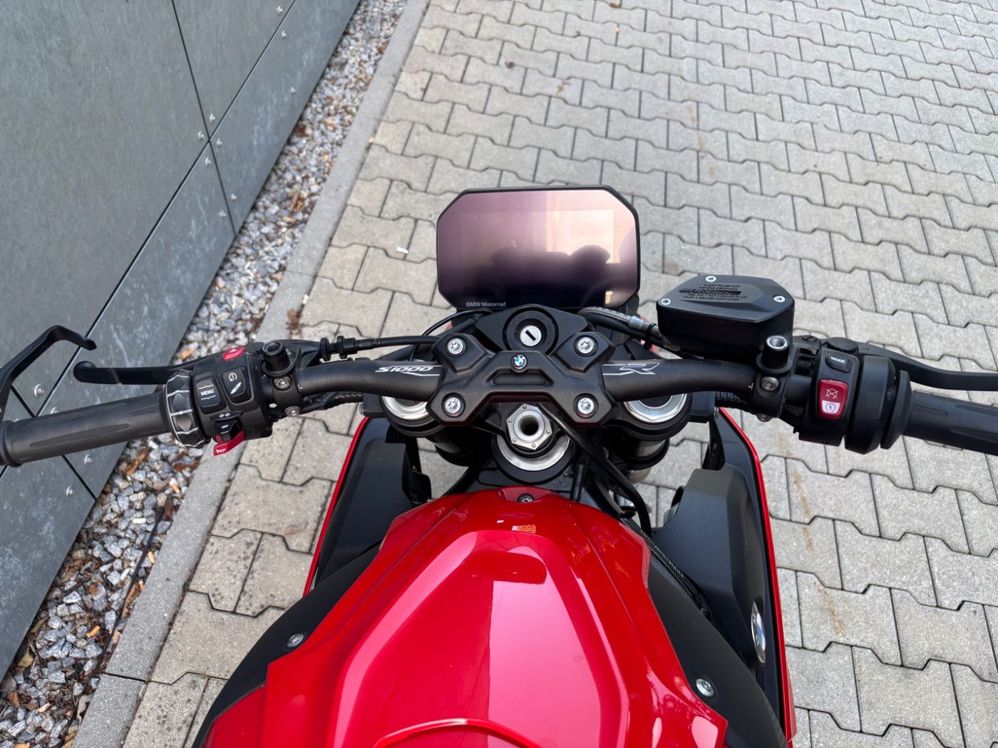 Fahrzeugabbildung BMW S 1000 R Dynamikpaket Kurzer Kennzeichenhalter