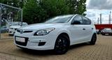 Hyundai i30 1.4 Plus Edition - Hyundai i30: Edition Plus