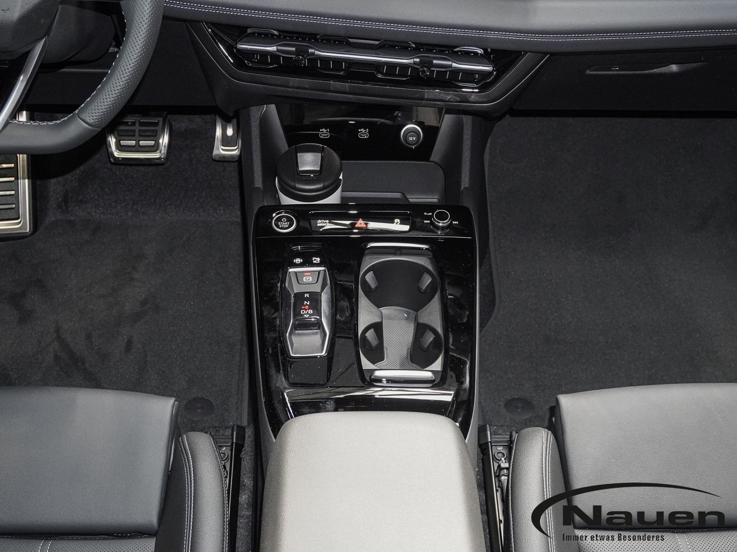 Audi Q6 e-tron - Bild 12