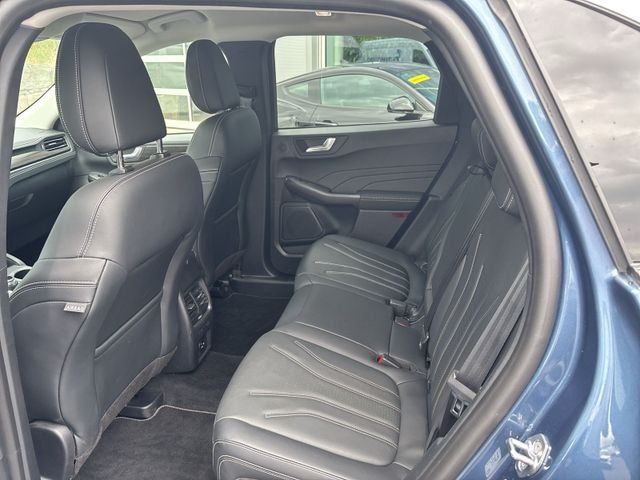 Fahrzeugabbildung Ford Kuga 2,5 PHEV Vignale #Navi #Winterpaket #Leder