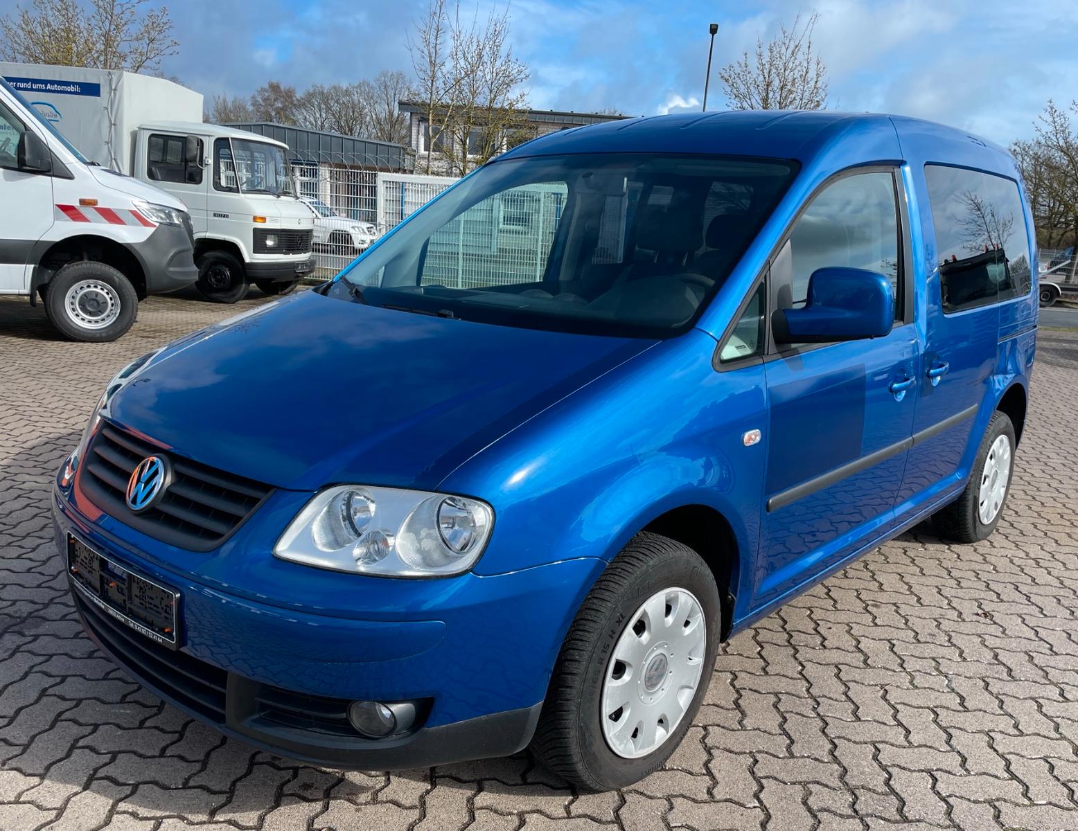 Volkswagen Caddy Life 1.6/ AC/ AHK/ 5 Sitze