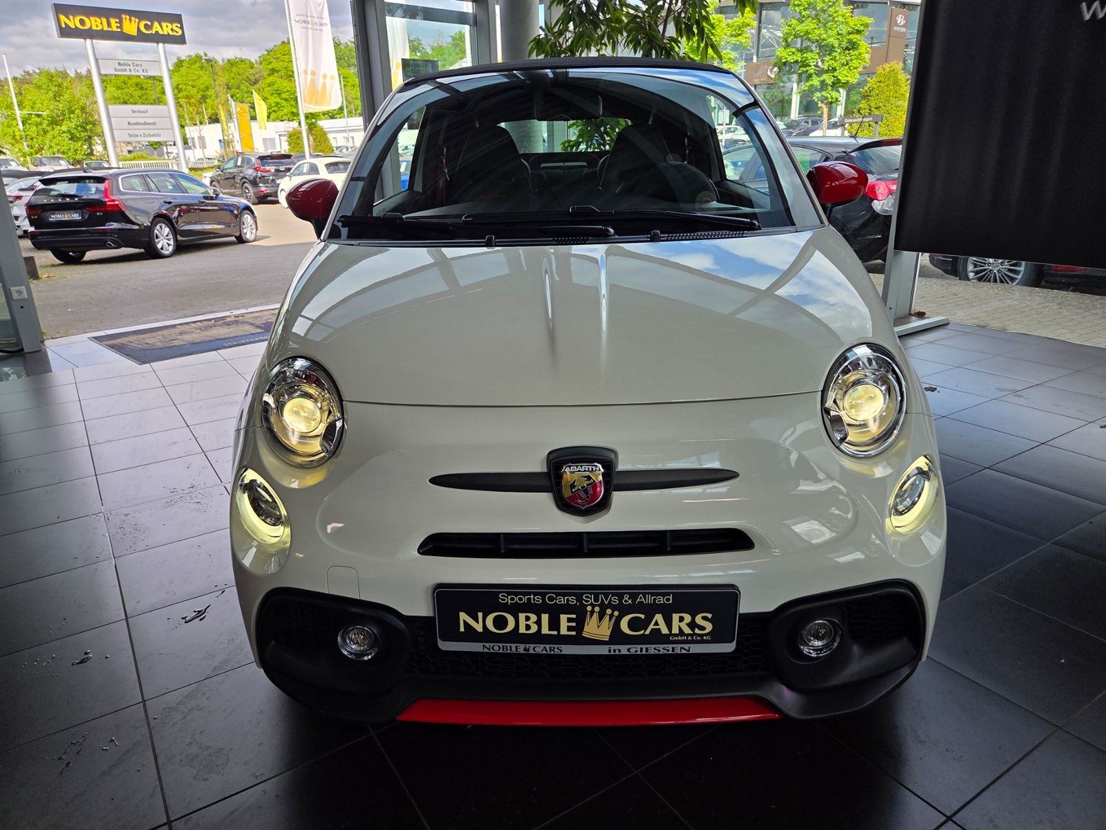 Fahrzeugabbildung Abarth 595 C Esseesse Beats XENON NAVI ALU