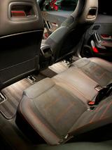 Mercedes-Benz CLA 250, AMG Paket, Night, Burmester, AMG Kühler - Mercedes-Benz CLA 250: Sportwagen