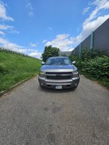 Chevrolet Suburban - Chevrolet Suburban Gebrauchtwagen