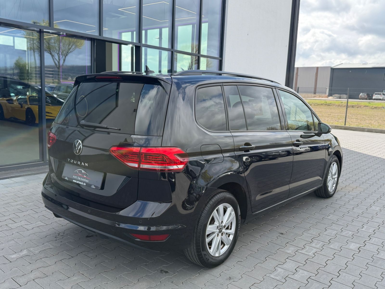 Touran Comfortline 2.0 TDI Alcantara Navi Pano.