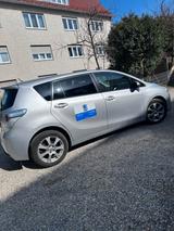 Toyota Verso 2.2l Diesel Automatik 7-Sitzer C... - Toyota Verso mit Diesel-Antrieb: Automatik