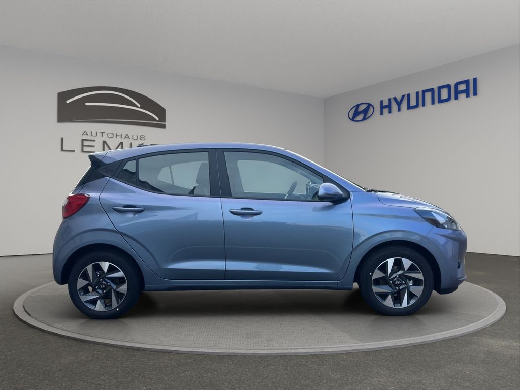 Hyundai i10 1.0 AUTOMATIK TREND + NAVIGATION