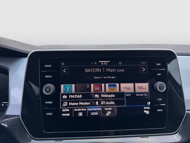 T-Cross GOAL 1.0 TSI REAR VIEW DAB+APP-CON LED A