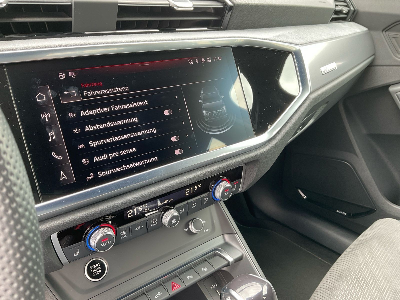 Audi Q3 45 TFSI e S line Matrix SONOS Carplay Navi foto 25