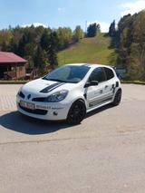Renault Clio Renault Sport F1-Team R27 Renault Sport... - Renault Clio: F1 R27