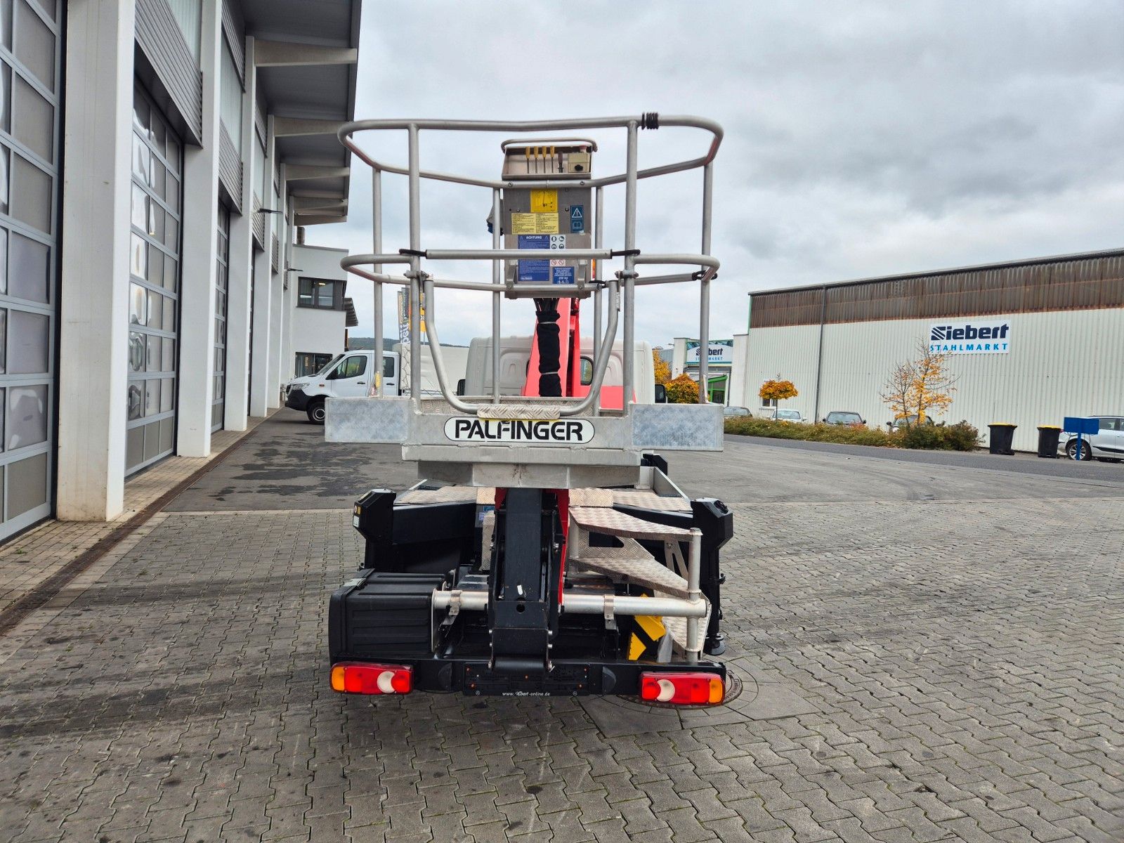 Fahrzeugabbildung Nissan Cabstar NT400 Palfinger P 160 TX 16m 1.104h