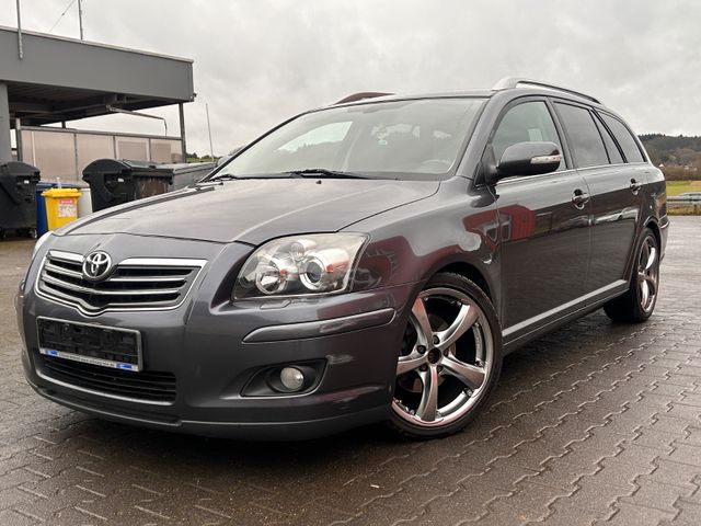 Toyota Avensis Kombi Sitzheizung 1Hand Klima Tüv