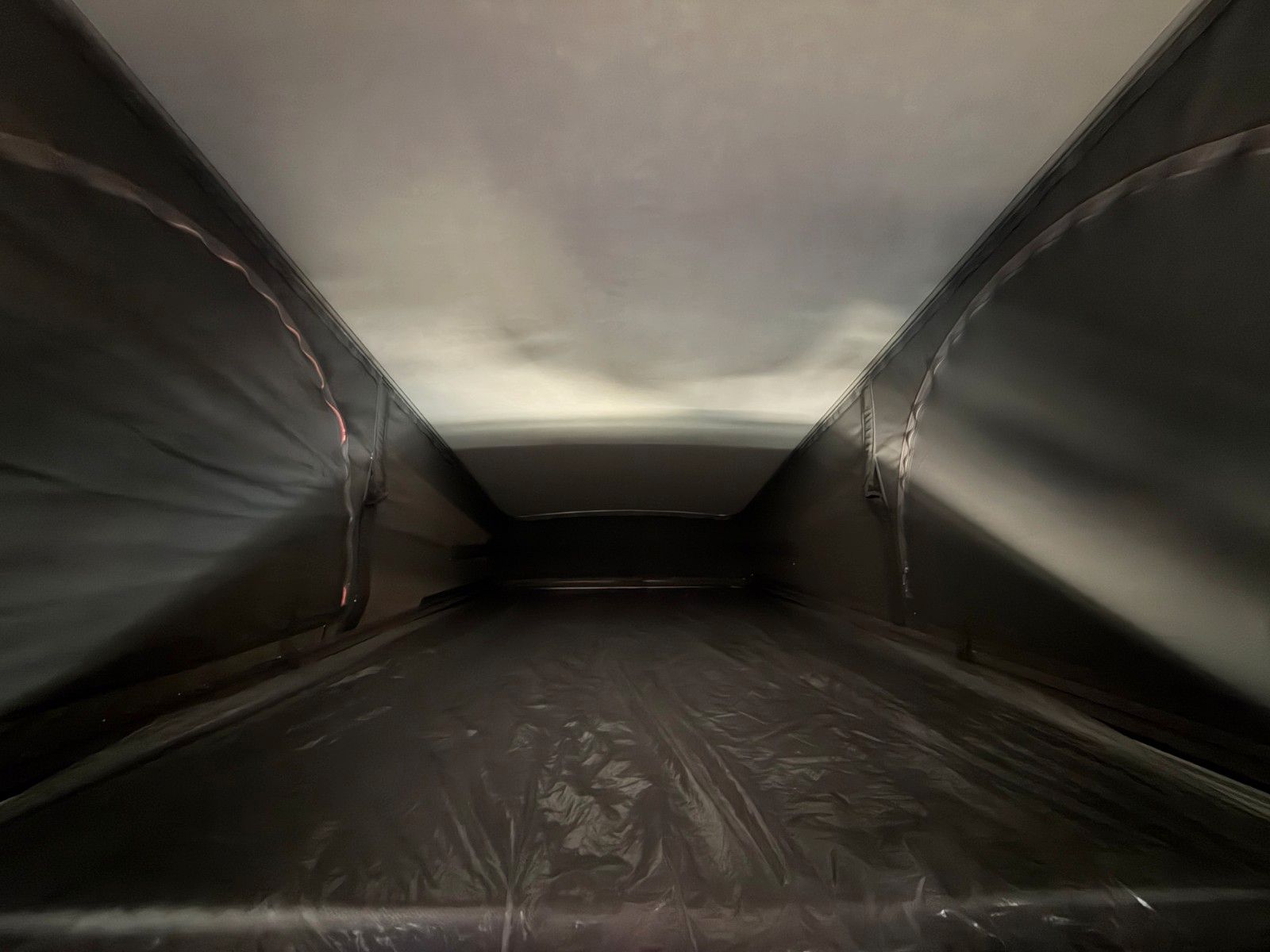 Fahrzeugabbildung Robeta Adonis - Luxus Campervan mit Aufstelldach