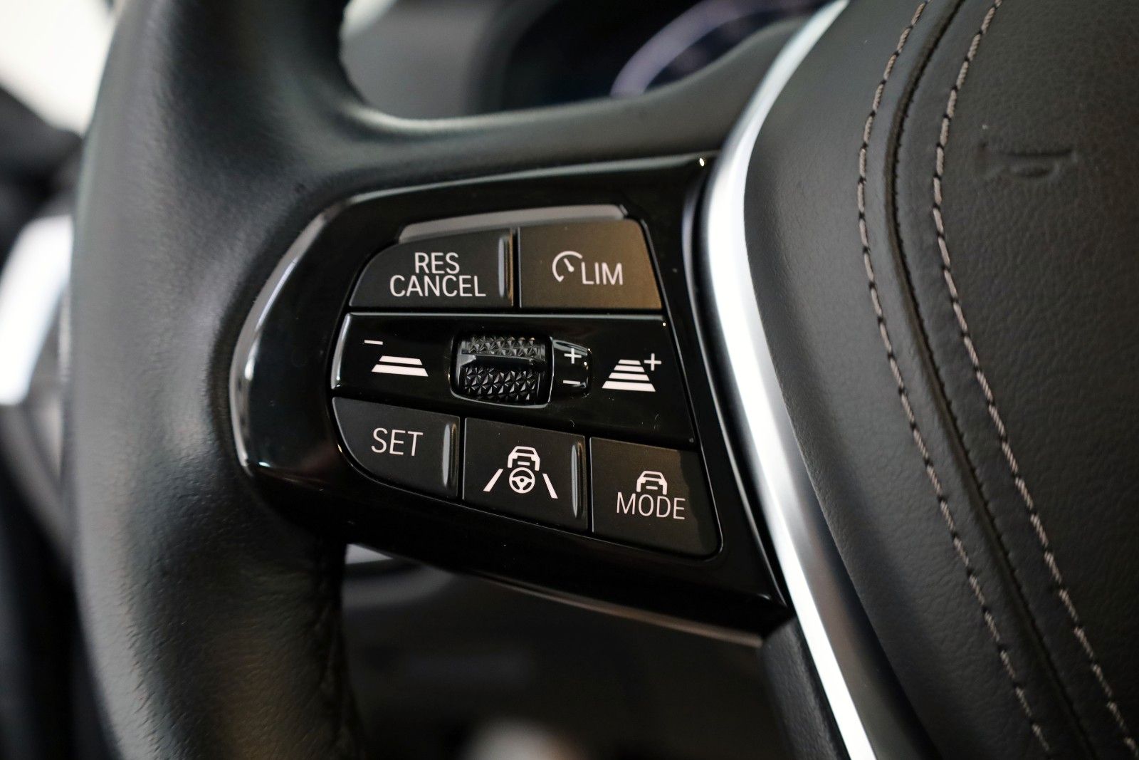 Fahrzeugabbildung BMW 530e xDrive Touring Leder,Navi,LED,HUD,Panorama
