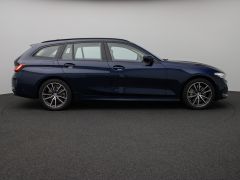 Foto Nummer 5: BMW 330i