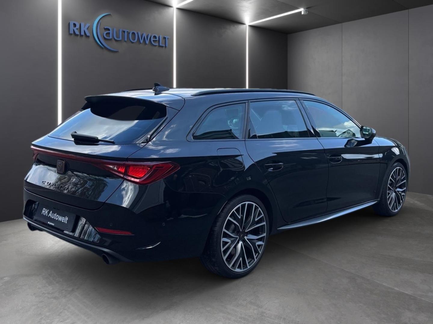 Cupra Leon Sportstourer VZ 2.0 TSI Matrix AHK Kamera F, миниатюра 4