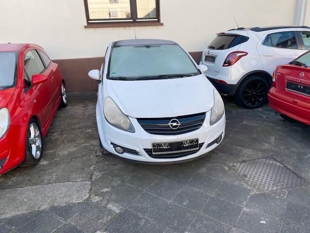 Opel Corsa D Color Edition
