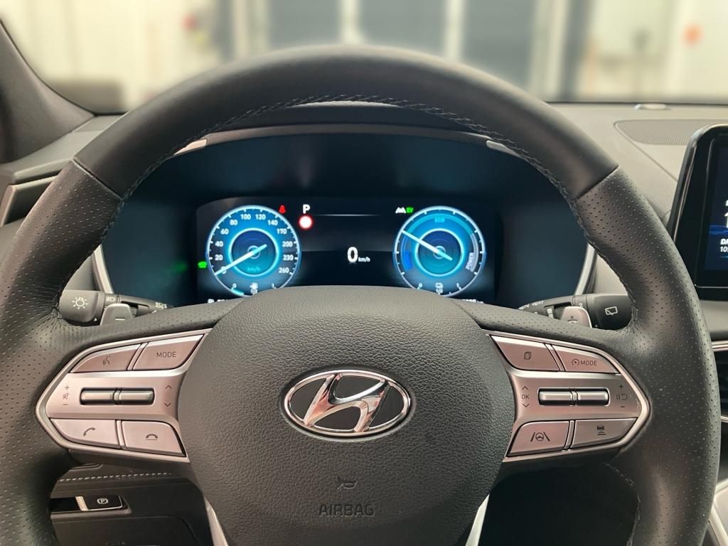 Fahrzeugabbildung Hyundai Santa Fe HEV 1.6 T-GDI Signature 230PS HUD KAM
