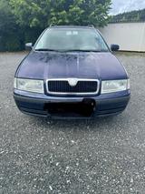 Skoda Octavia Combi 1.9 TDI 96kW Advance-Emotion A... - Skoda Octavia aus 2004 mit Diesel-Antrieb