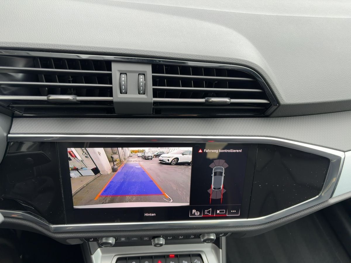 Audi Q3 - Bild 17
