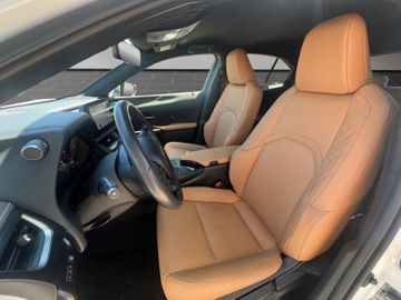 Lexus UX - 9