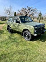 Lada Niva 2121 4x4 Revierpanzer - Lada aus 2011