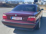 BMW 735i A  - BMW 735: 735i