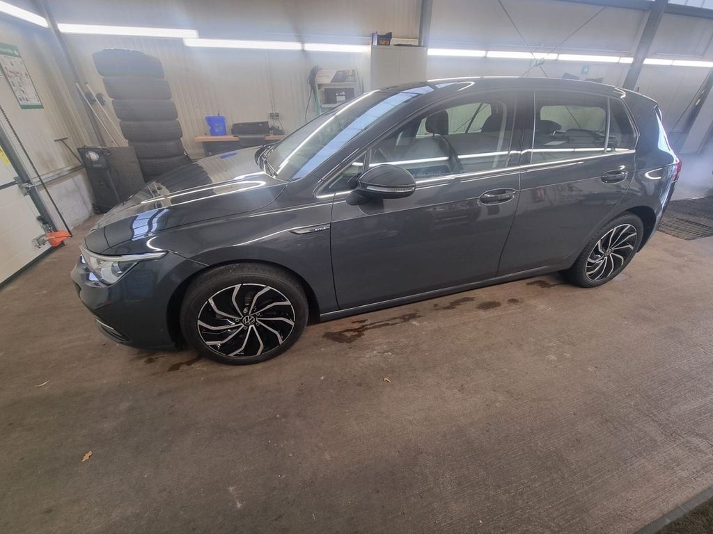 Image of Volkswagen Golf