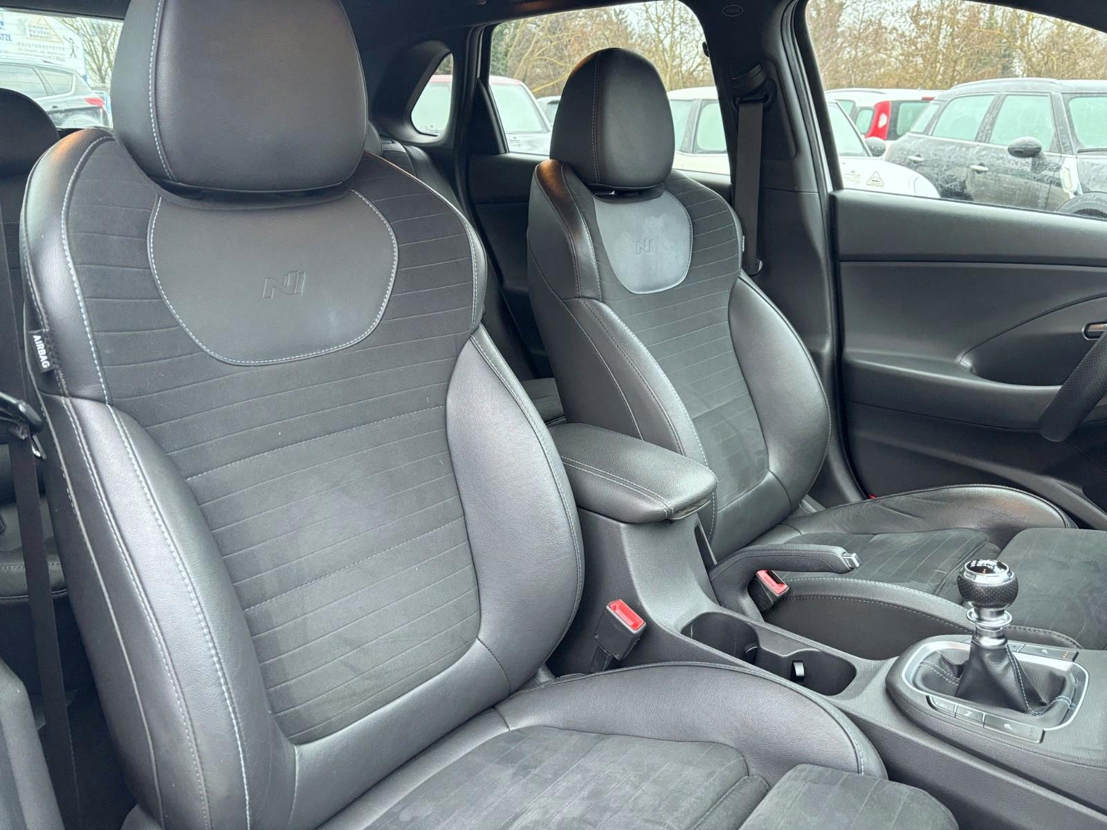 Hyundai i30 N Performance*Pano*e.Sitze*LED*CAM*WinterP.*