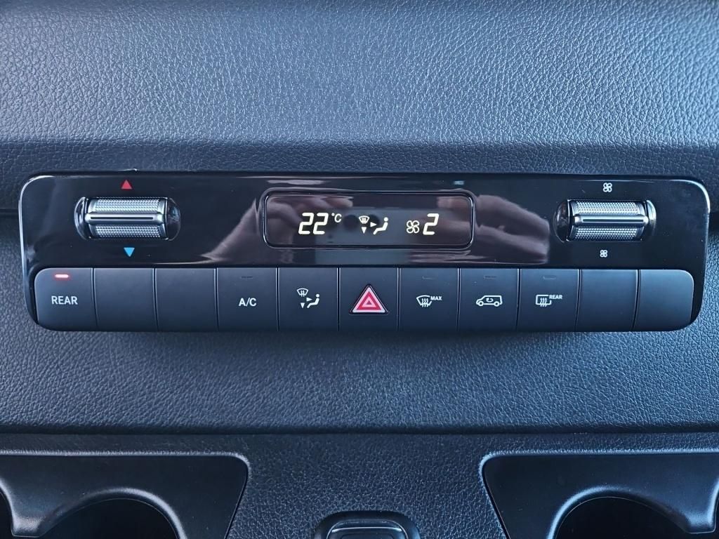 Fahrzeugabbildung Mercedes-Benz Sprinter 317 Tourer L3H2 9 Sitze Dachklima 10''